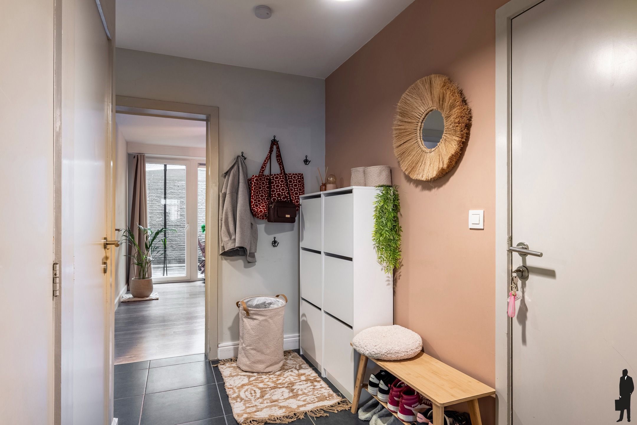 Ruim, gezellig, centraal gelegen 2 slpk.-appartement te Geel foto 4