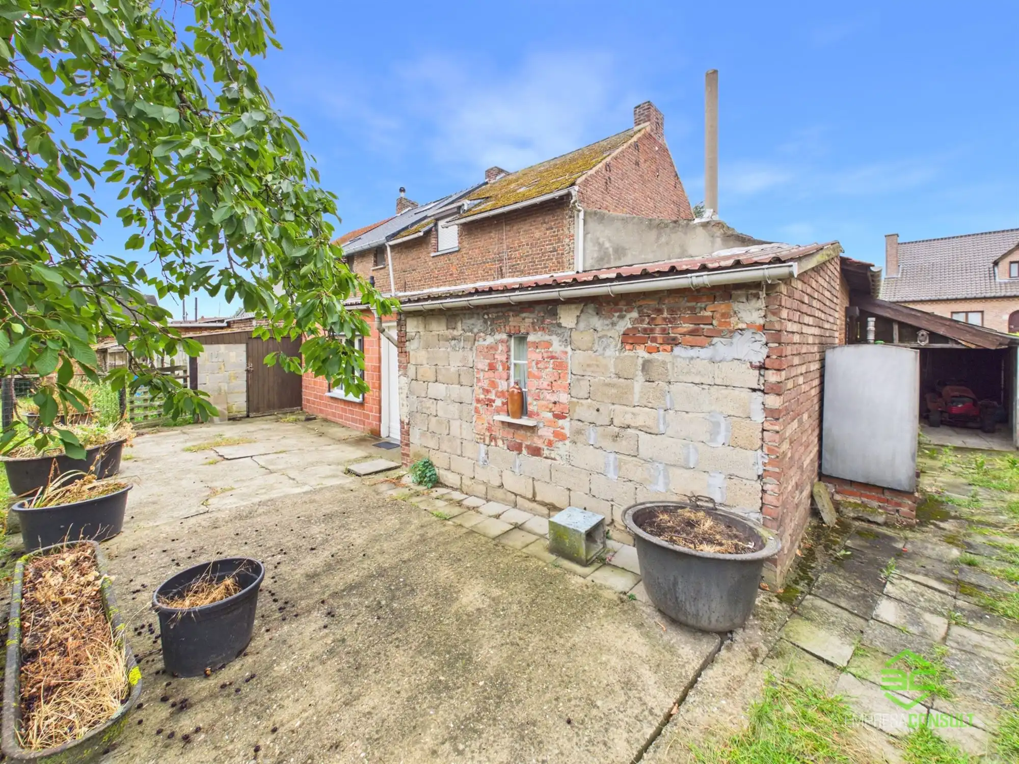 Centraal gelegen te renoveren woning in Kortenbos! foto 24