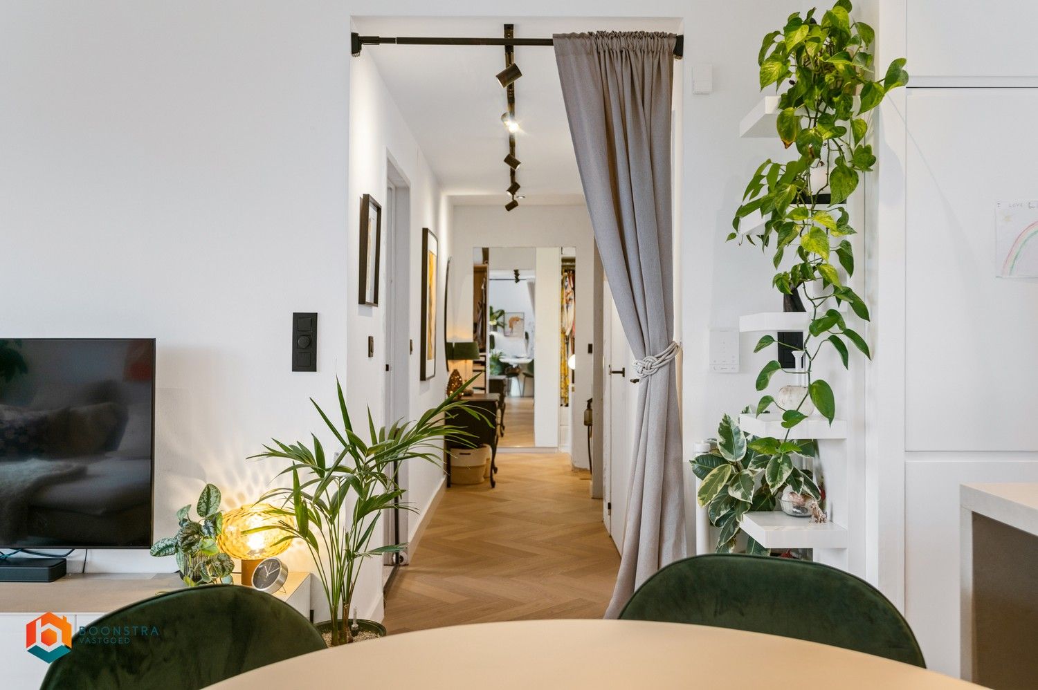 Gerenoveerd app. met 2 slpkrs in het centrum van Mechelen foto 7