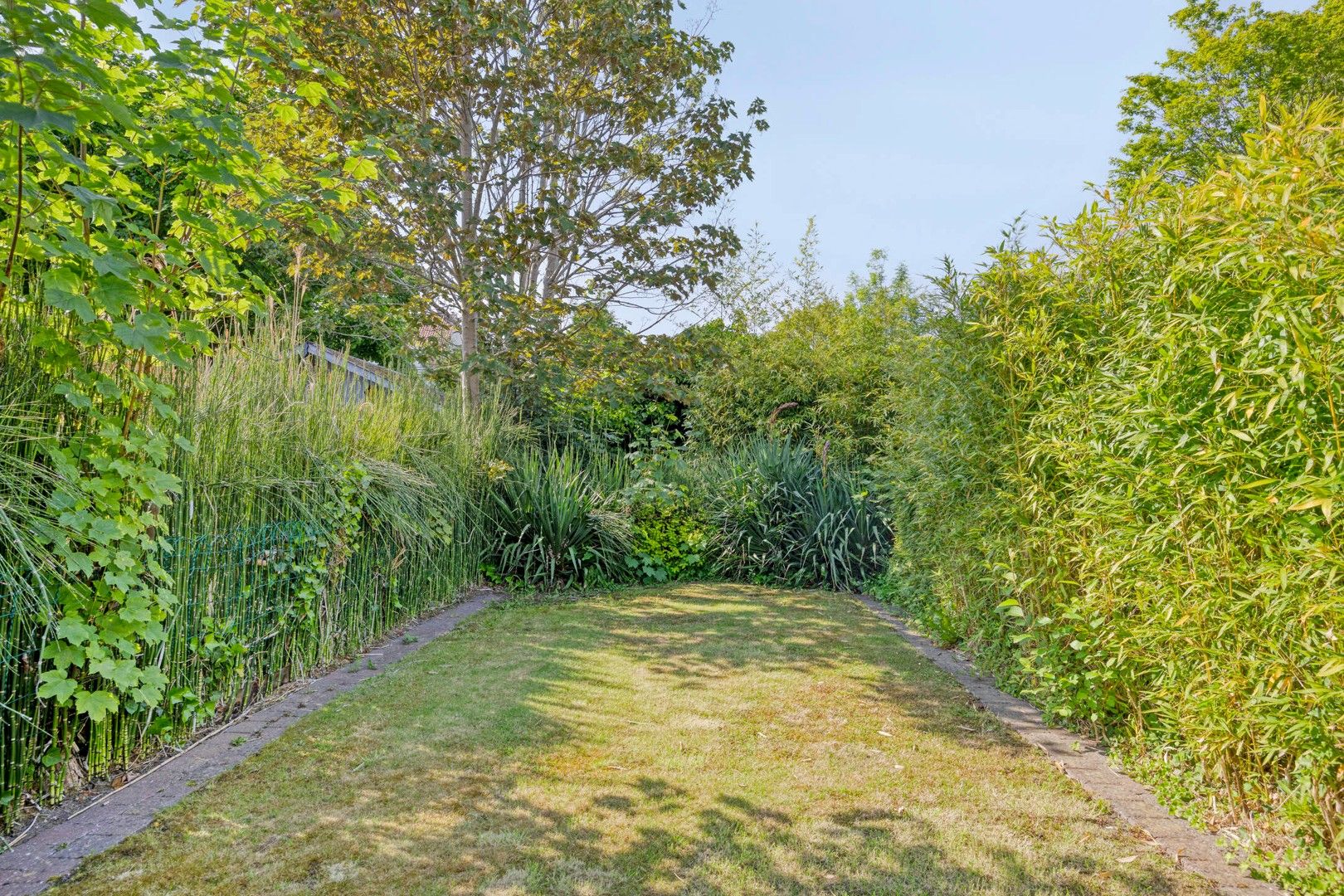 Op te knappen woning met tuin nabij de Gentbrugse Meersen foto 10