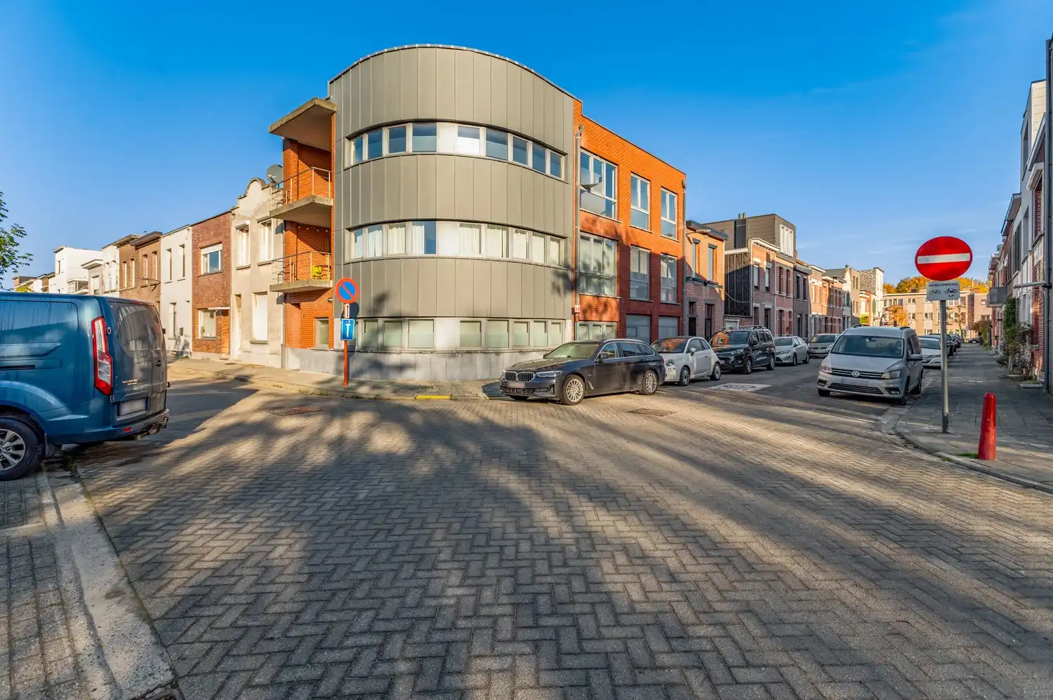 Ruim gelijkvloersappartement met 2 slpk en terras foto 18