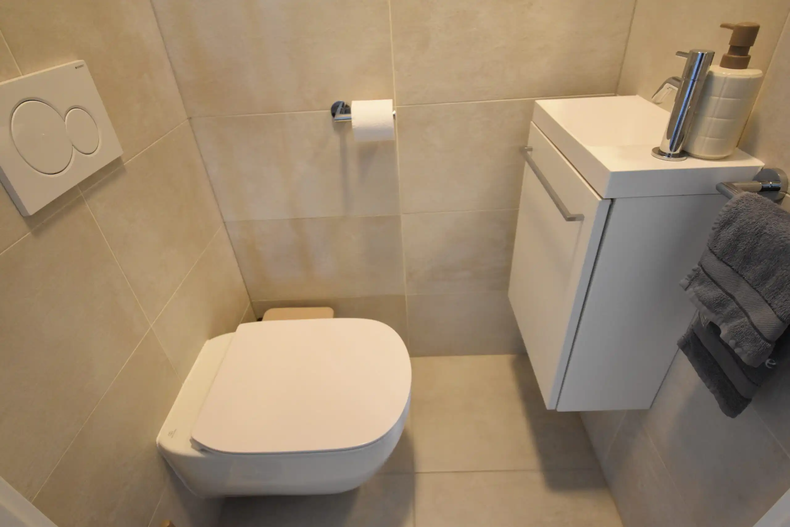 Modern en energiezuinig appartement met zonnig terras foto 6