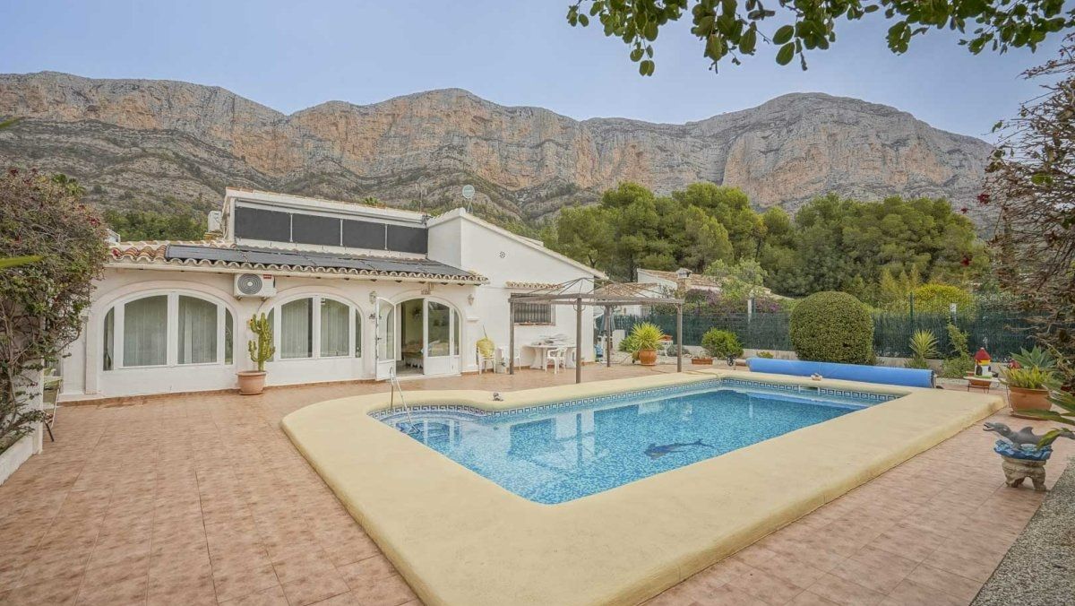 Villa te koop REF 176629 - 03730 Javea