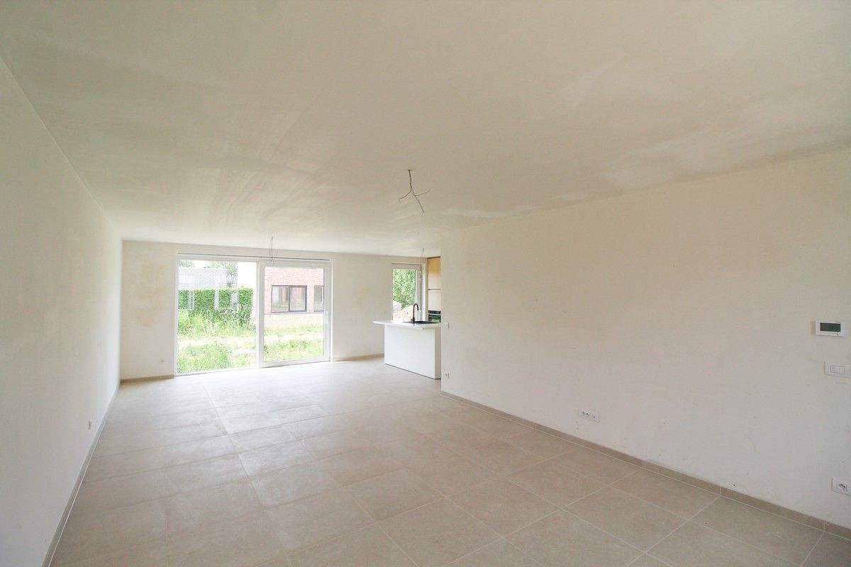 Laatste instapklare nieuwbouwwoning te Wevelgem foto 4