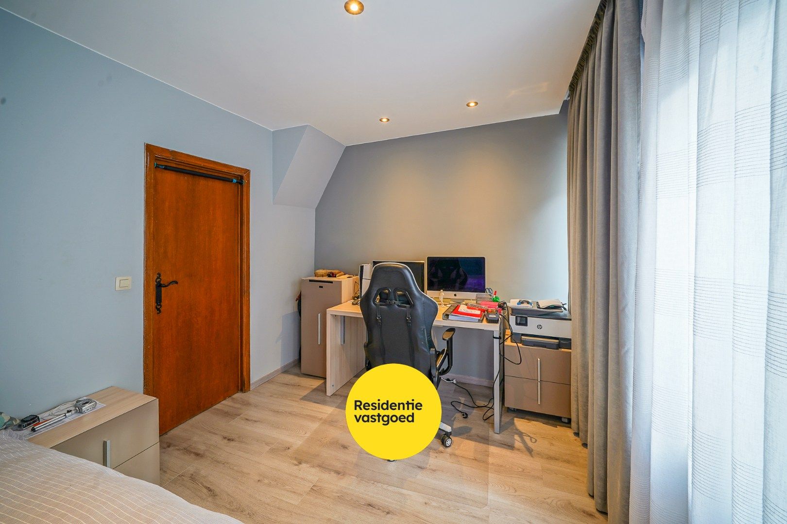Charmante gezinswoning met 3 slaapkamers te Mariakerke foto 10