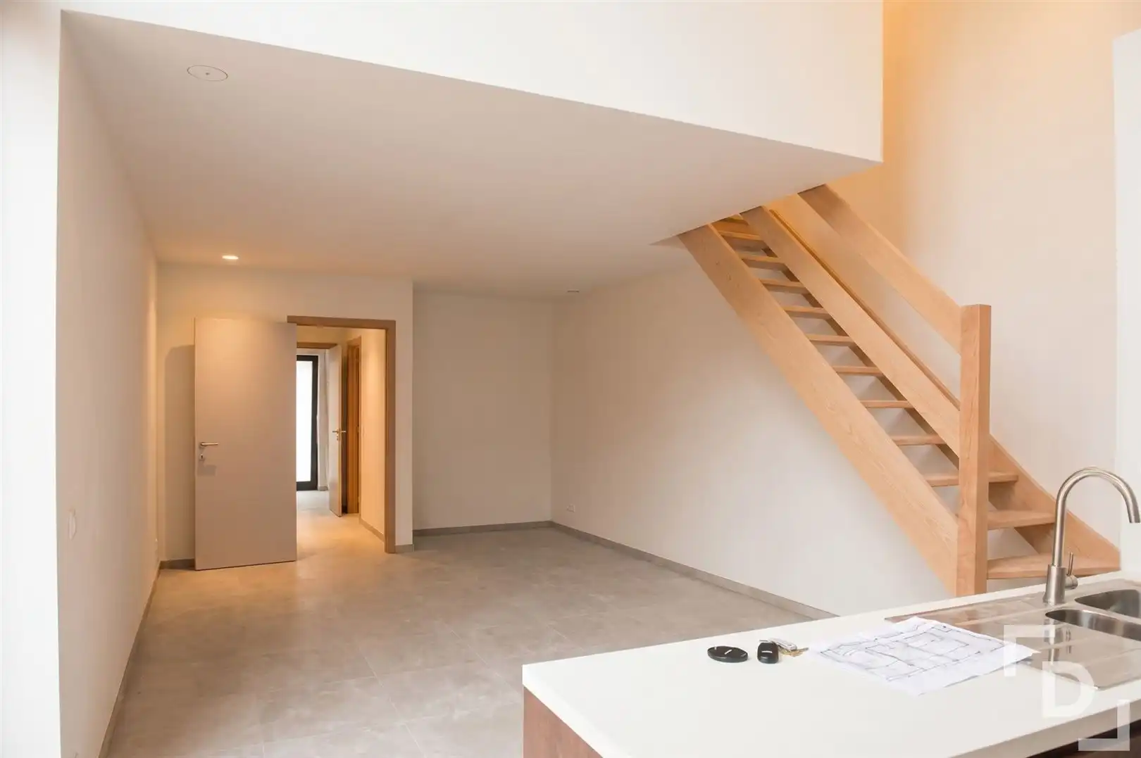 Nieuwbouw loft in hartje Ieper foto 5