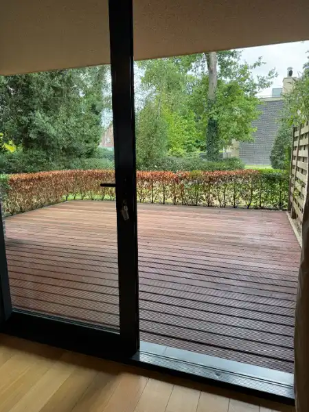 Gelijkvloers appartement met 2 slaapkamers foto 6