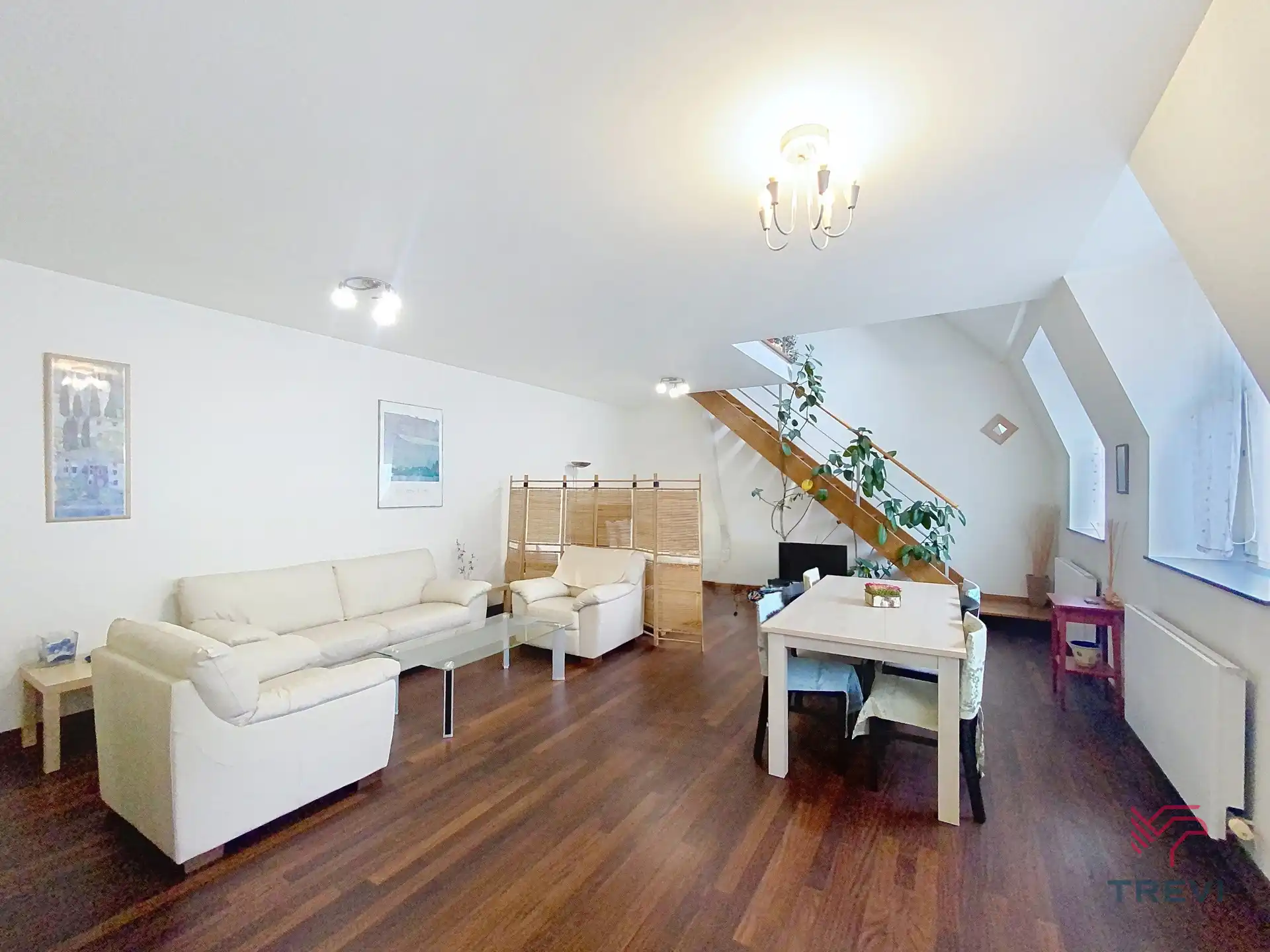 Mooie gemeubileerde duplex met 1 slaapkamer foto 4