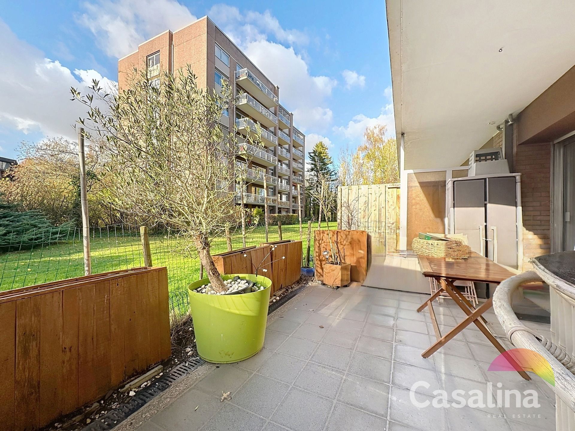 Studio op het gelijkvloers met terras foto {{pictureIndex}}