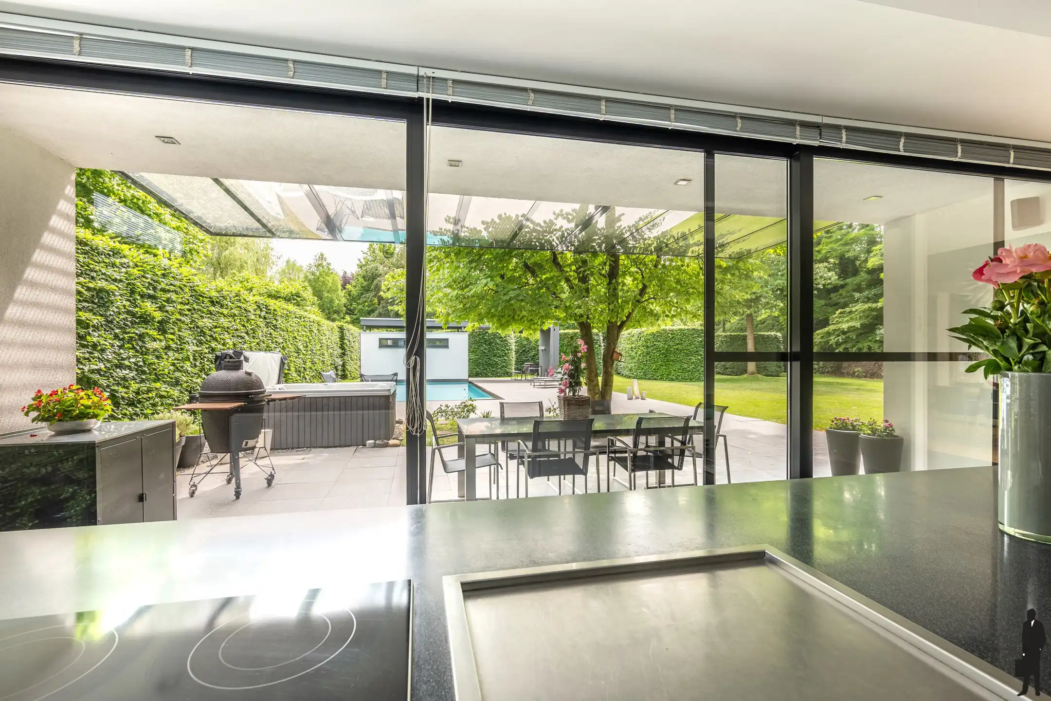 Exclusieve villa met zwembad op een uitzonderlijk perceel te Malle foto 15