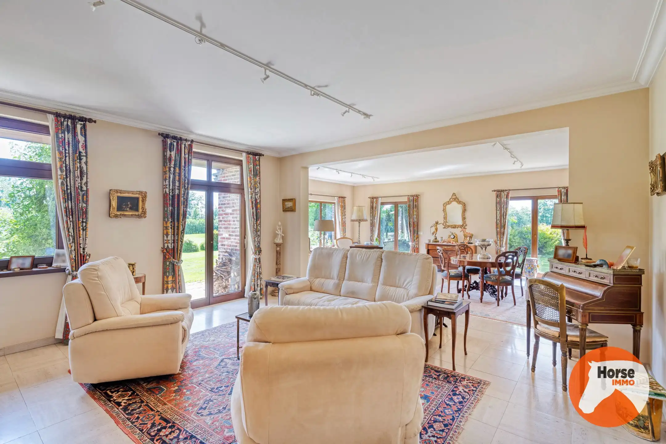 ROESELARE – Unieke villa met bijgebouwen op 4,7 ha foto 6