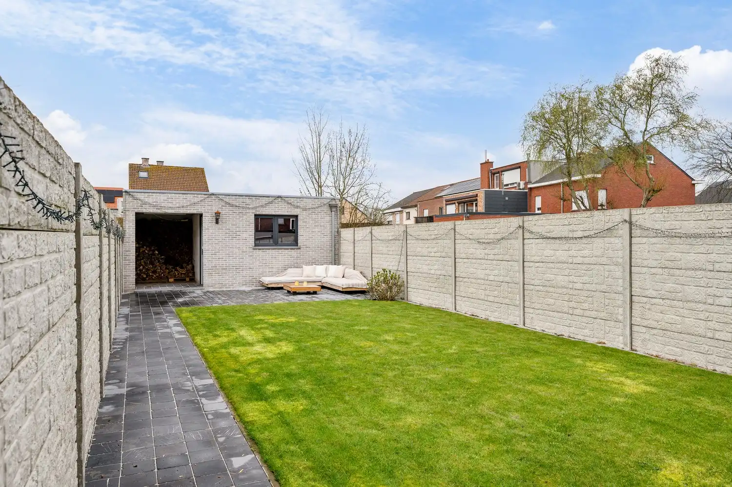 Volledig vernieuwde gezinswoning met tuin. foto 33