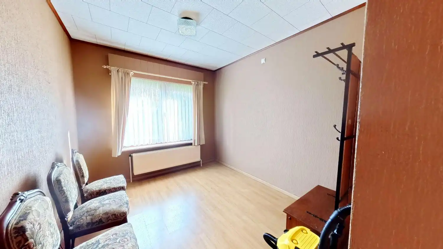 Centraal gelegen woning met 3 slaapkamers en mooie tuin! foto 8