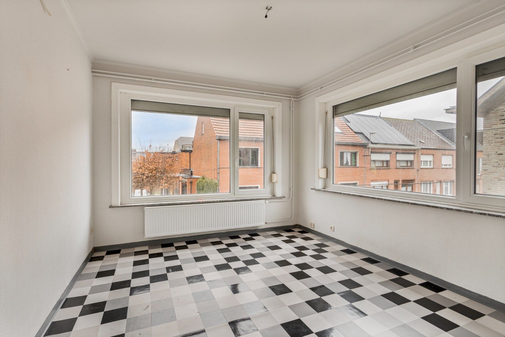 Instapklare gezinswoning met 4 slpks en 2 badkamers in het centrum van Mol !  foto 9