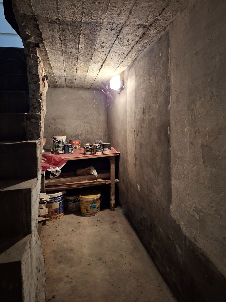 Licht te renoveren woning / 4 slaapkamers en tuin / centrale ligging foto 16