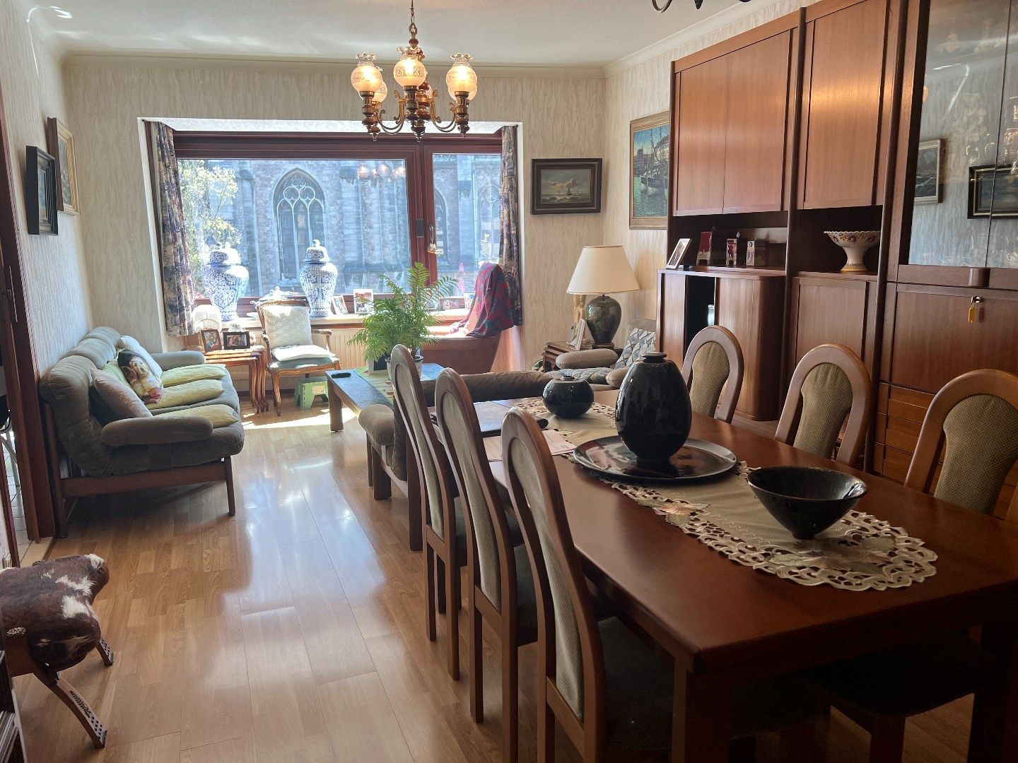 Geriefelijke en instapklaar appartement op zeer goede ligging! foto 3