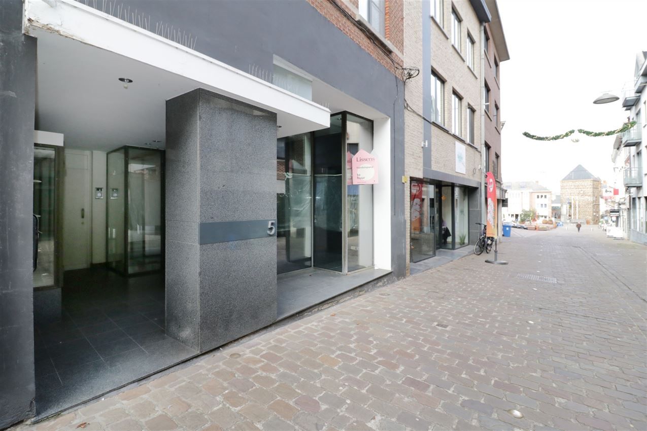 Winkel-of kantoorruimte nabij de Grote Markt foto 31