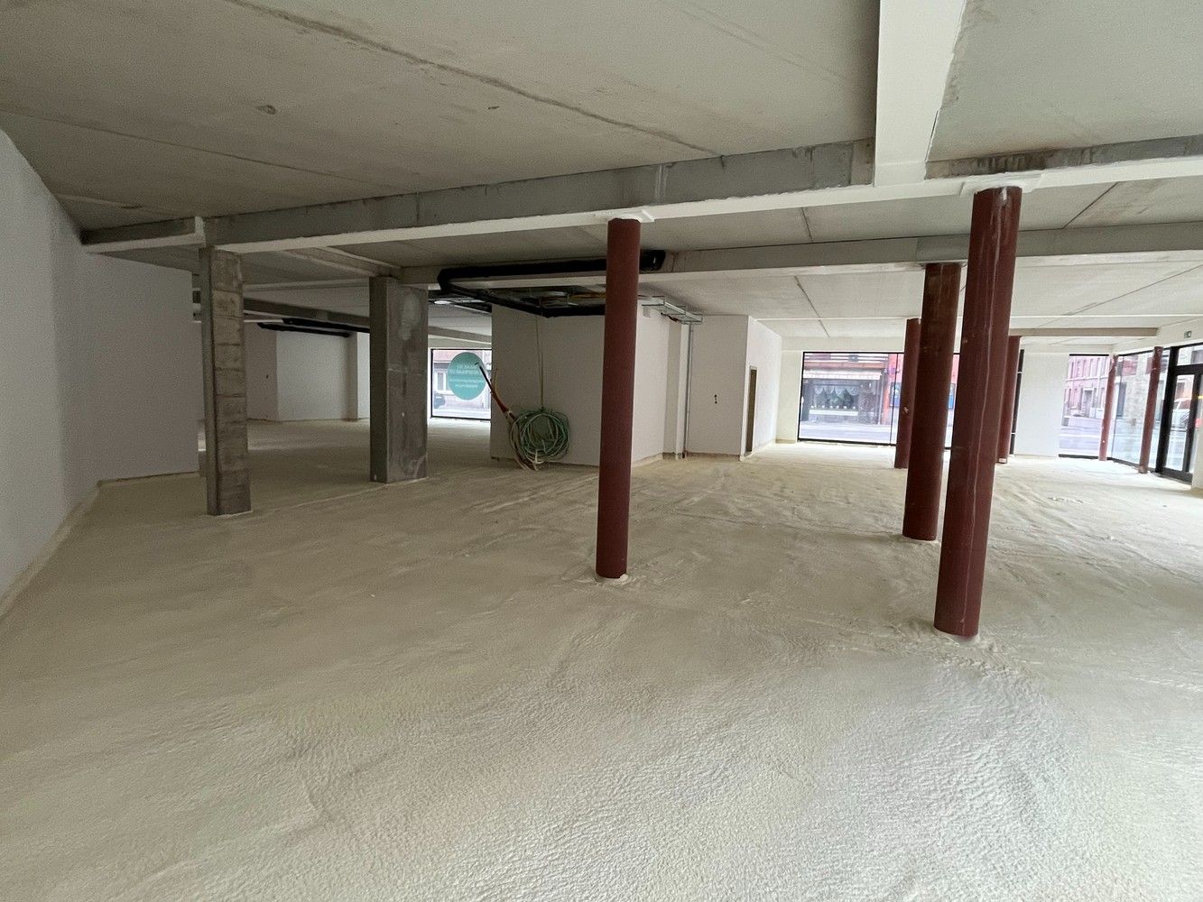 196m² Kantoorrruimte met terras foto 8