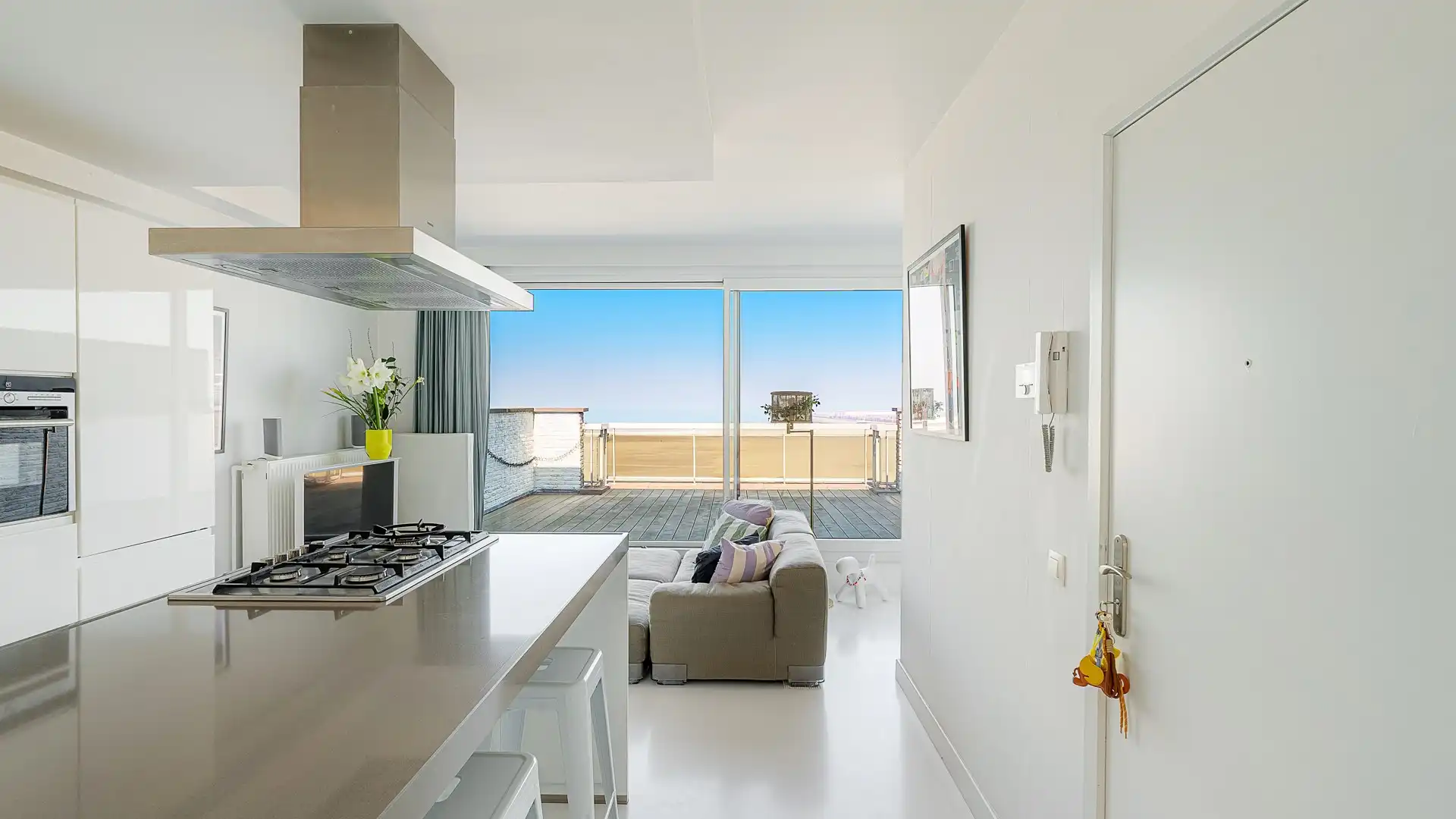 Mooie penthouse met zicht op zee en hinterland foto 5