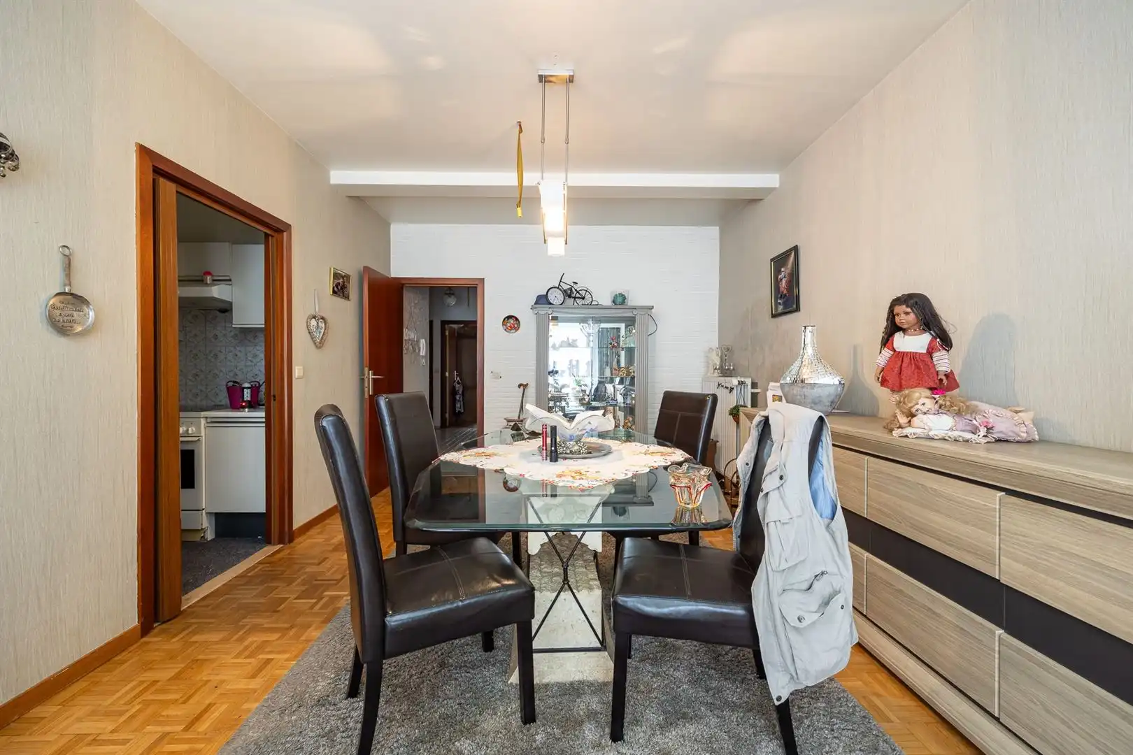 Opbrengsteigendom met 5 appartementen en garages foto 50