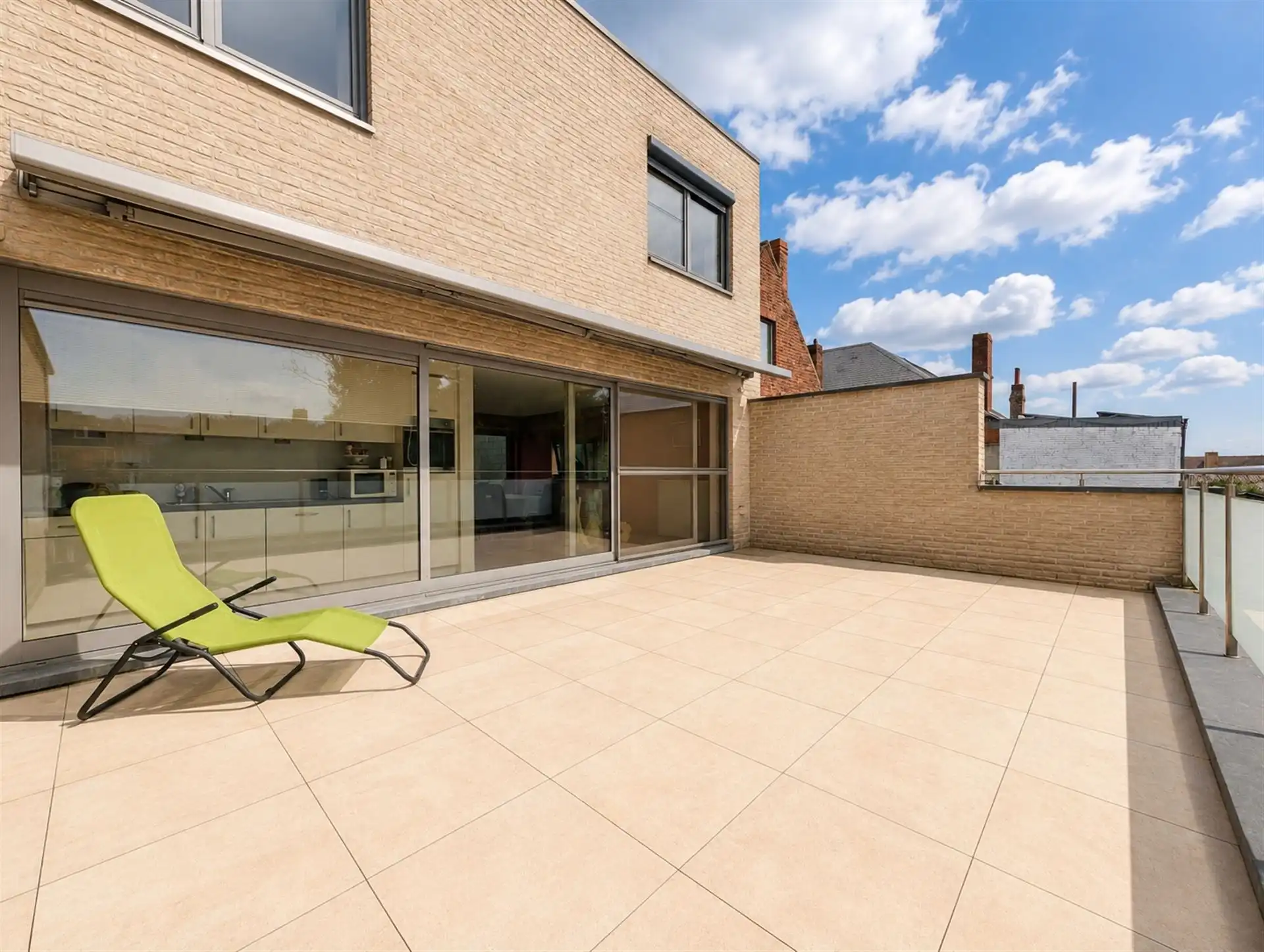 Ruim duplexappartement van 121 m² met 2 terrassen in Riemst foto 7
