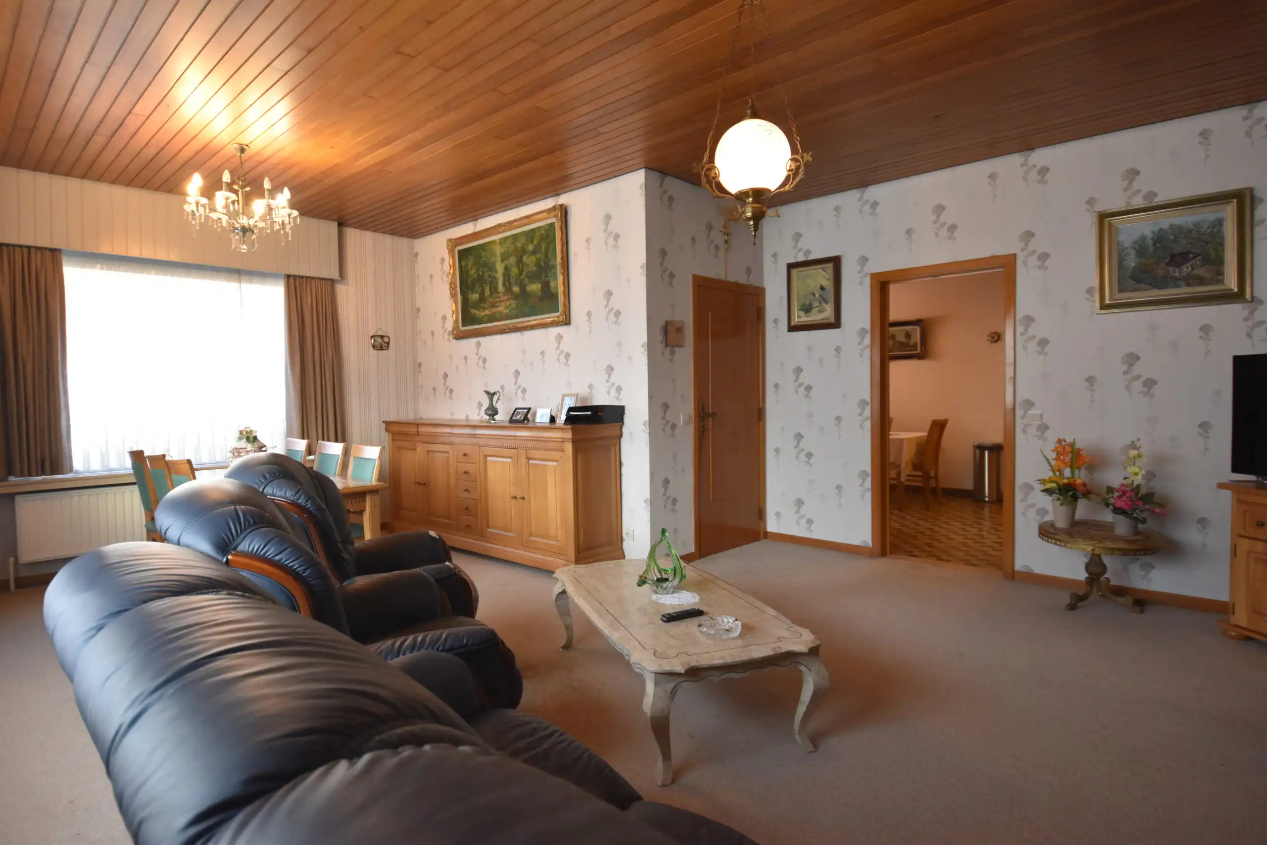 Landelijk gelegen bungalow met 3 slaapkamers en open zicht foto 8