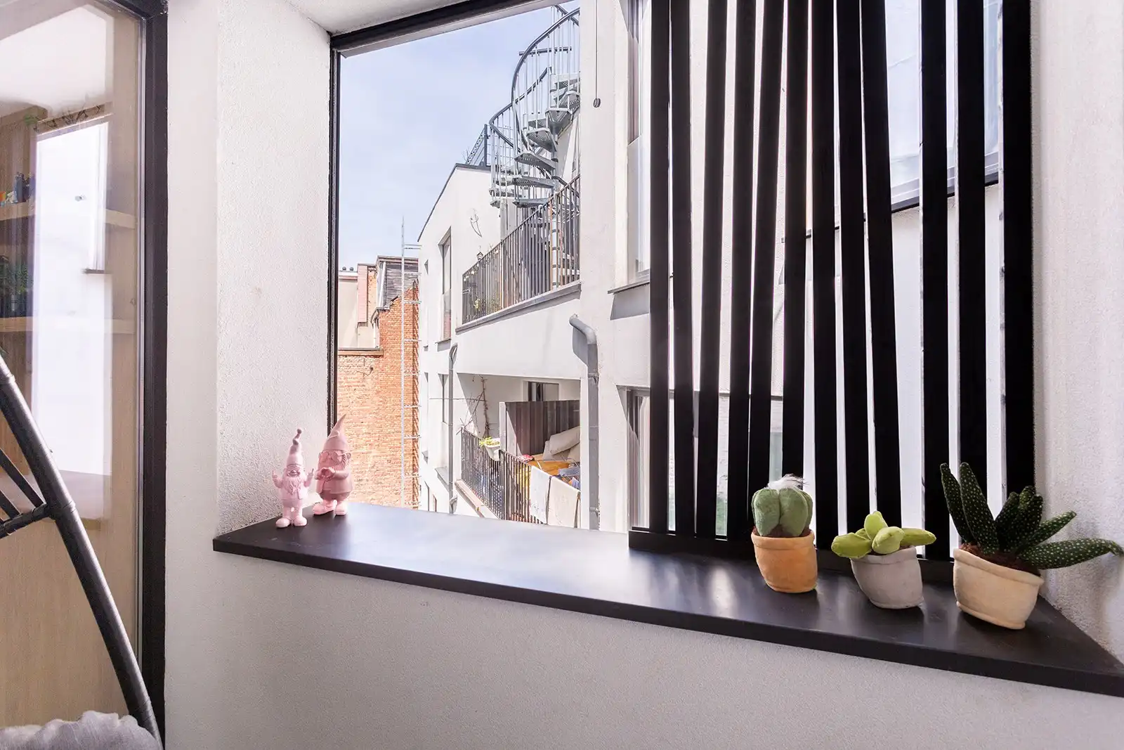 Instapklaar appartement met 2 ruime slaapkamers en terras foto 13