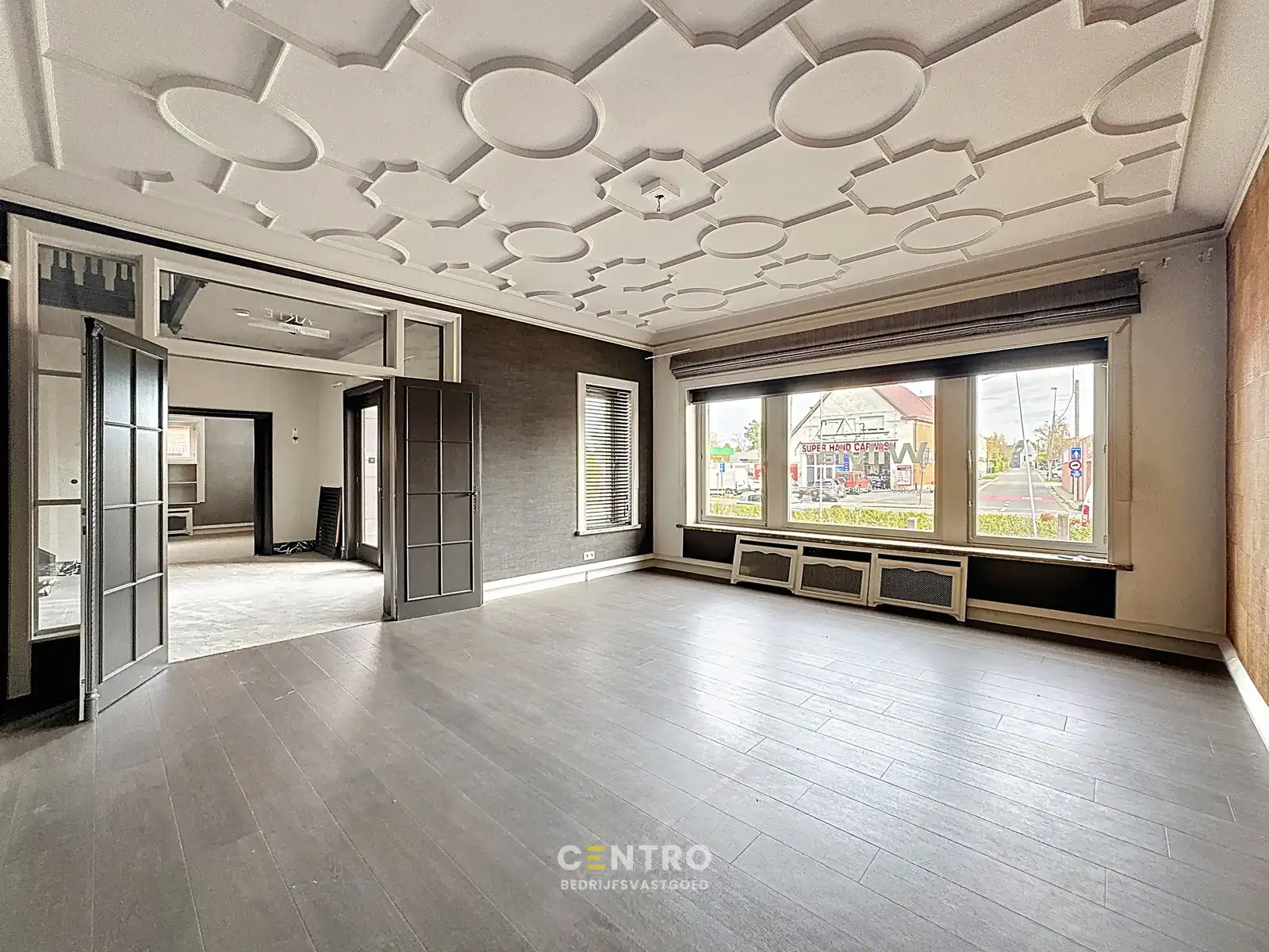 HANDELSPAND met woonst op COMMERCIËLE ligging! foto 4