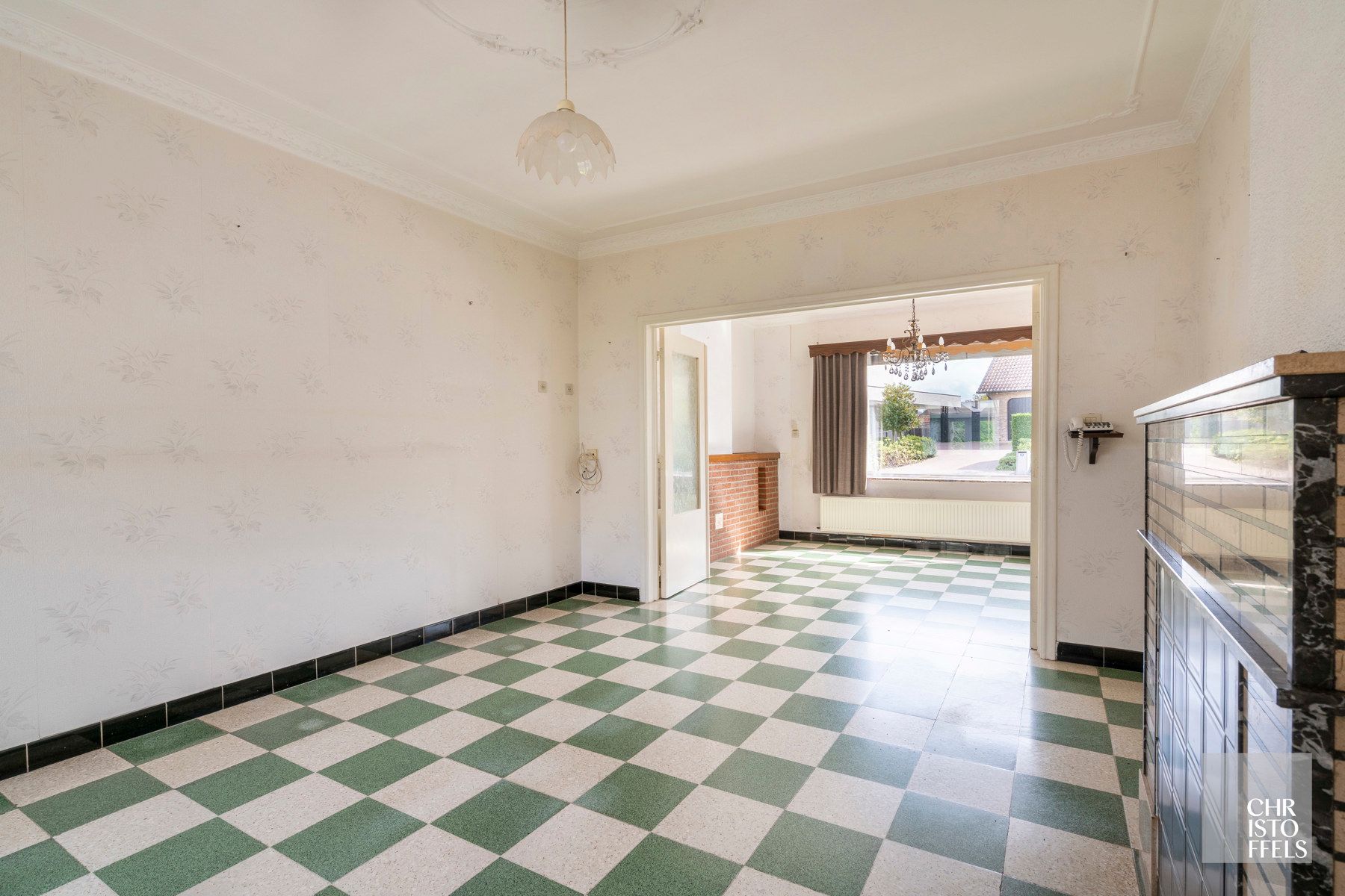 Woning met potentieel op een perceel van 983m² in Eigenbilzen! foto 2
