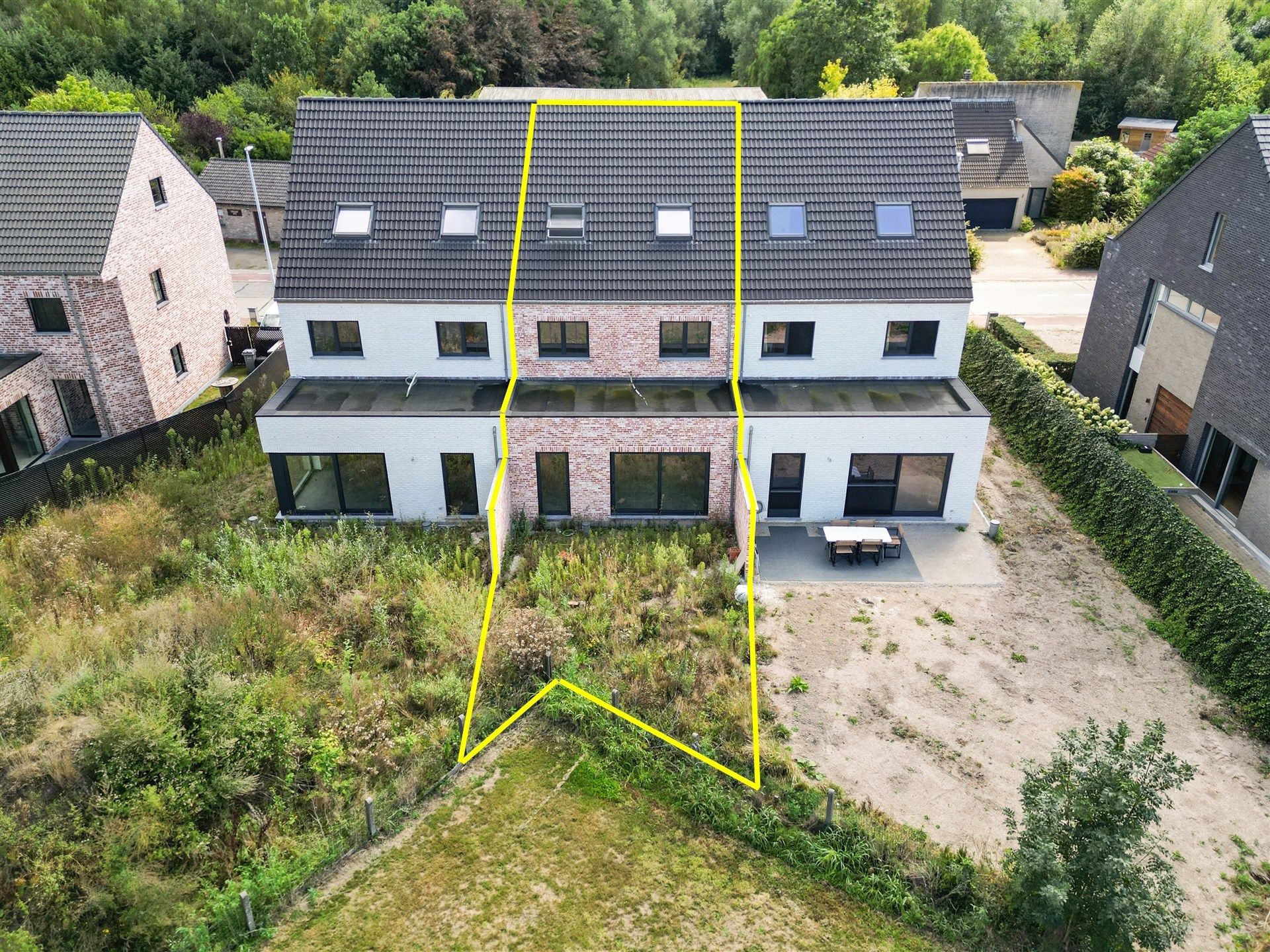 Rijwoning met mogelijkheid tot 5 slaapkamers foto 2