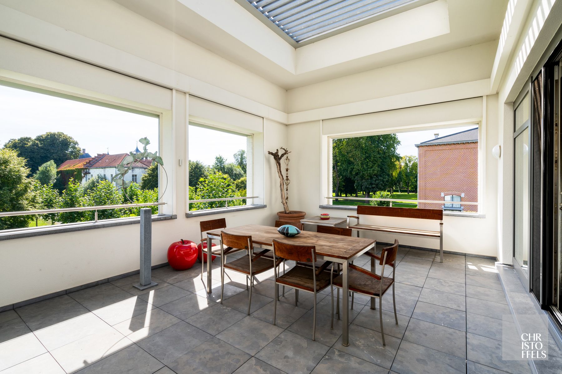 Exclusief villa-appartement van 330m² met vrij uitzicht op omliggend kasteelpark! foto 6