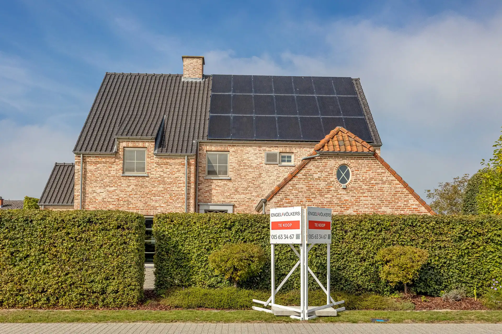 Ruime tijdloze villa met zwembad, poolhouse & prachtige tuin in Boortmeerbeek foto 2
