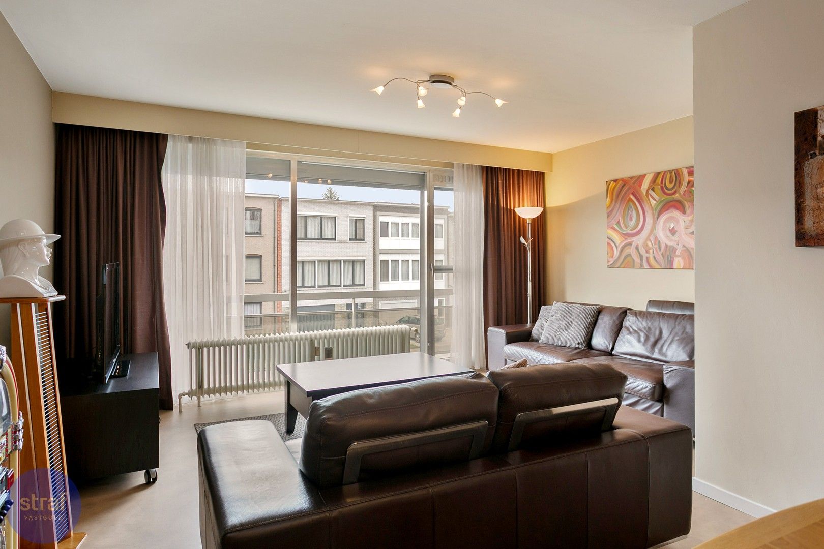 2slpk appartement met parking in het hart van Zwijndrecht foto {{pictureIndex}}