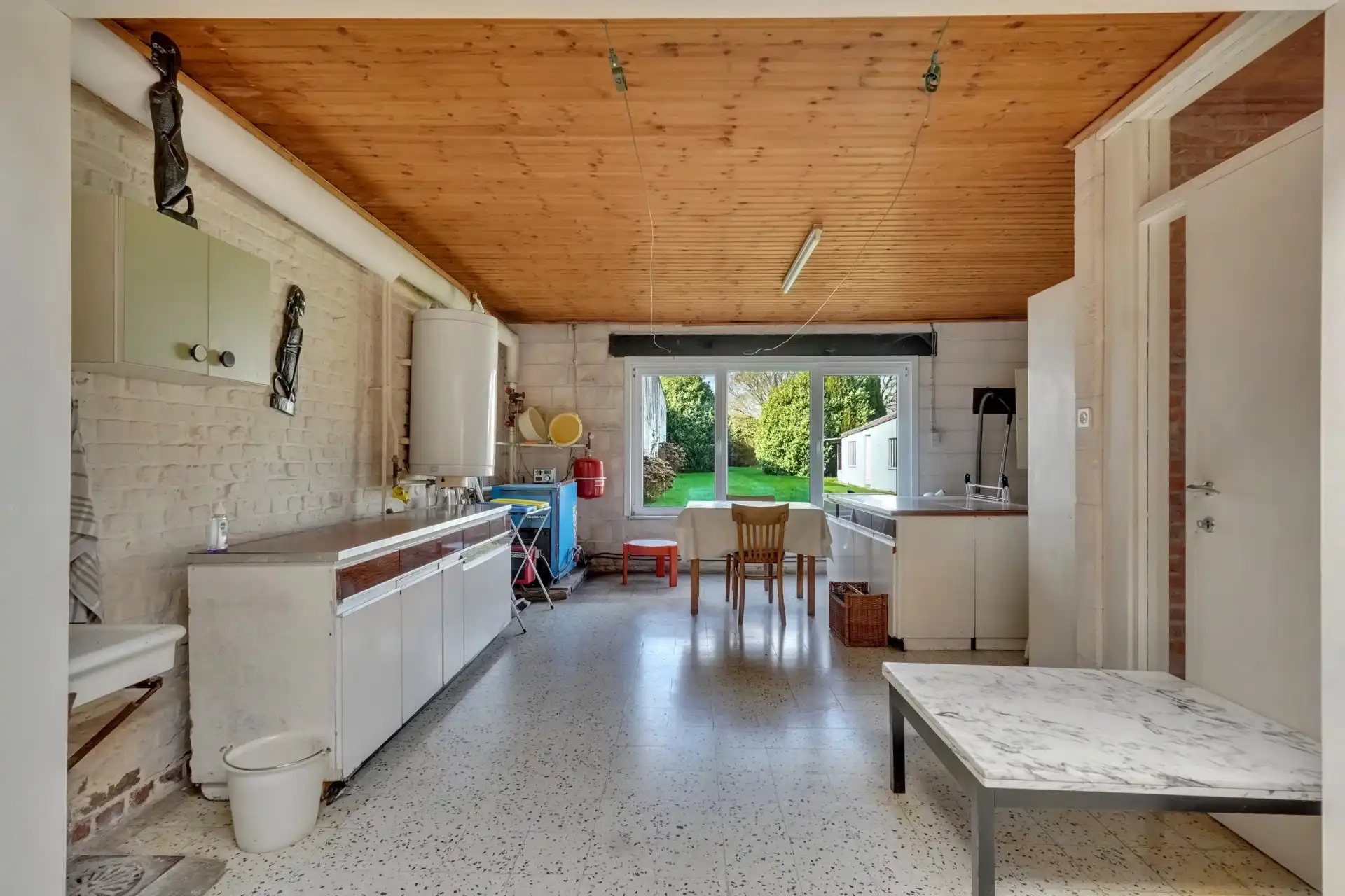 Halfopen bebouwing met 4 slaapkamers en vrijstaande garage foto 16