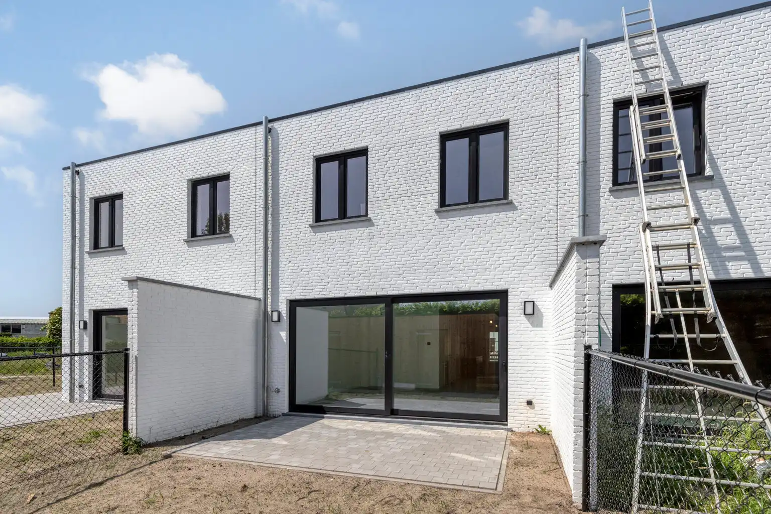 Instapklare kijkwoning te koop in Woonerf Hulstbos, Arendonk foto 21