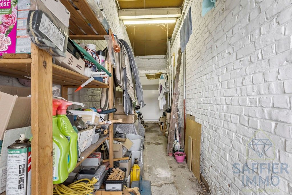 Ruime verhuurde woning met uitweg foto 14