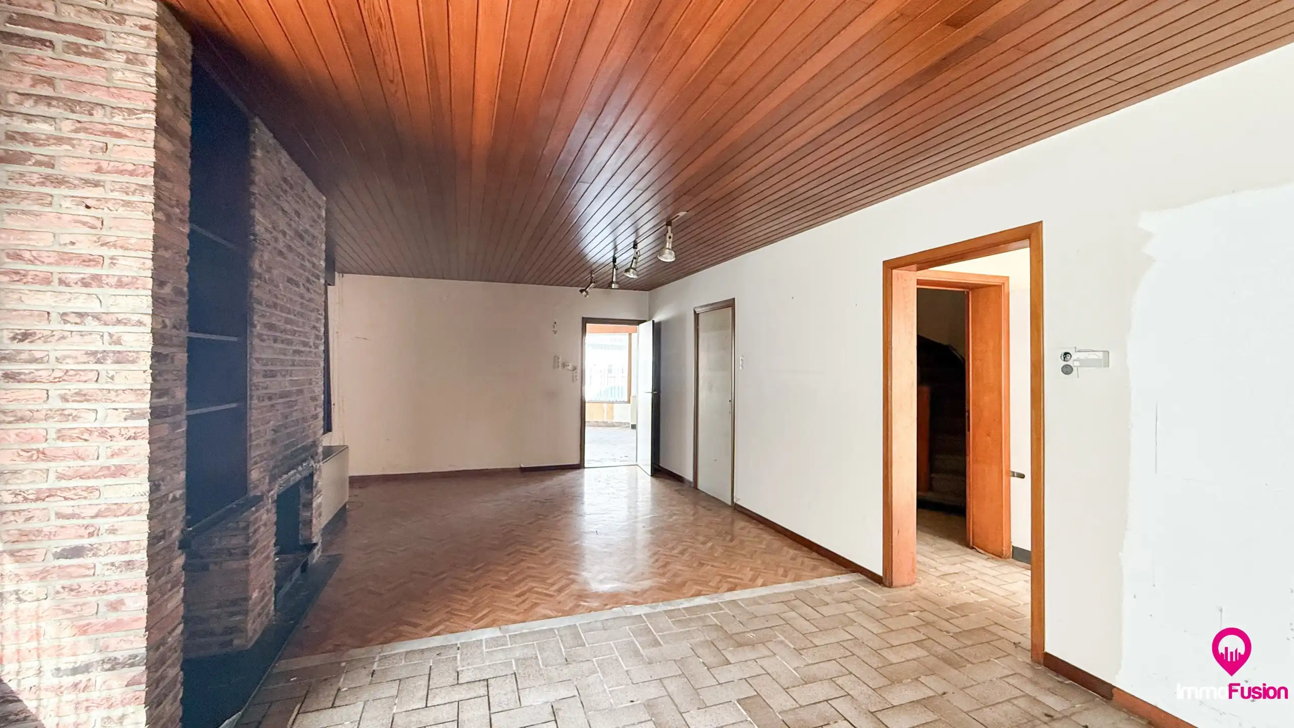 Woning te renoveren met veel mogelijkheden in Ham! foto 17