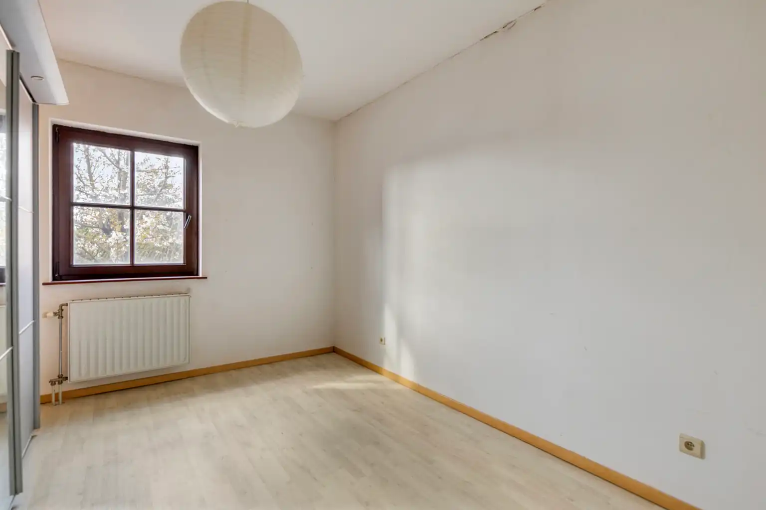 instapklare bel-etagewoning met garage te Zellik foto 10
