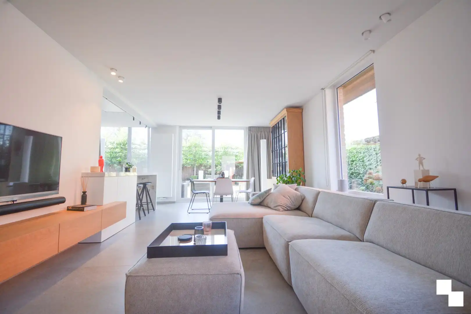 Vrijstaande moderne woning. foto 6