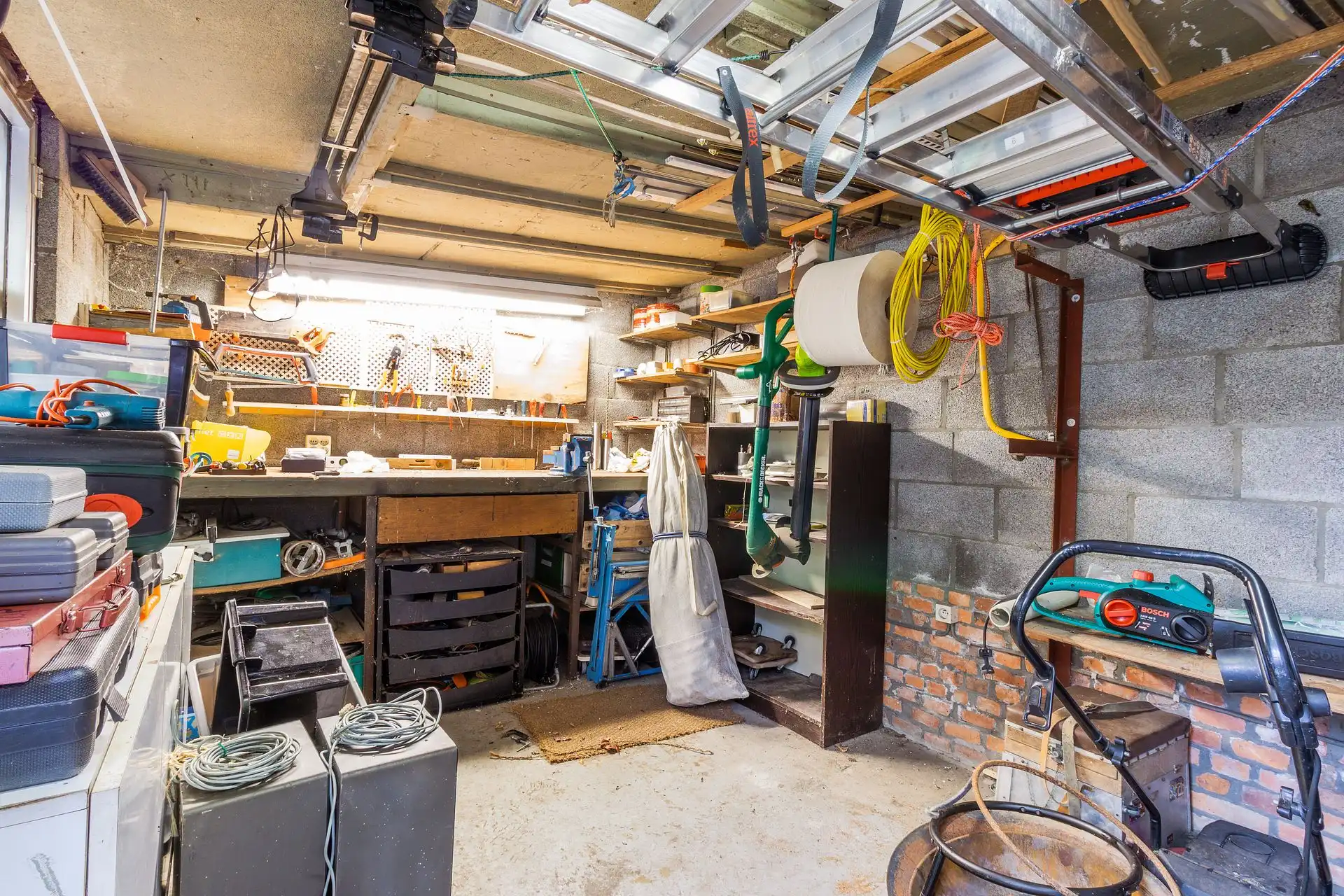 Gezellige woning met oprit en tuin op toplocatie in Schoten foto 12