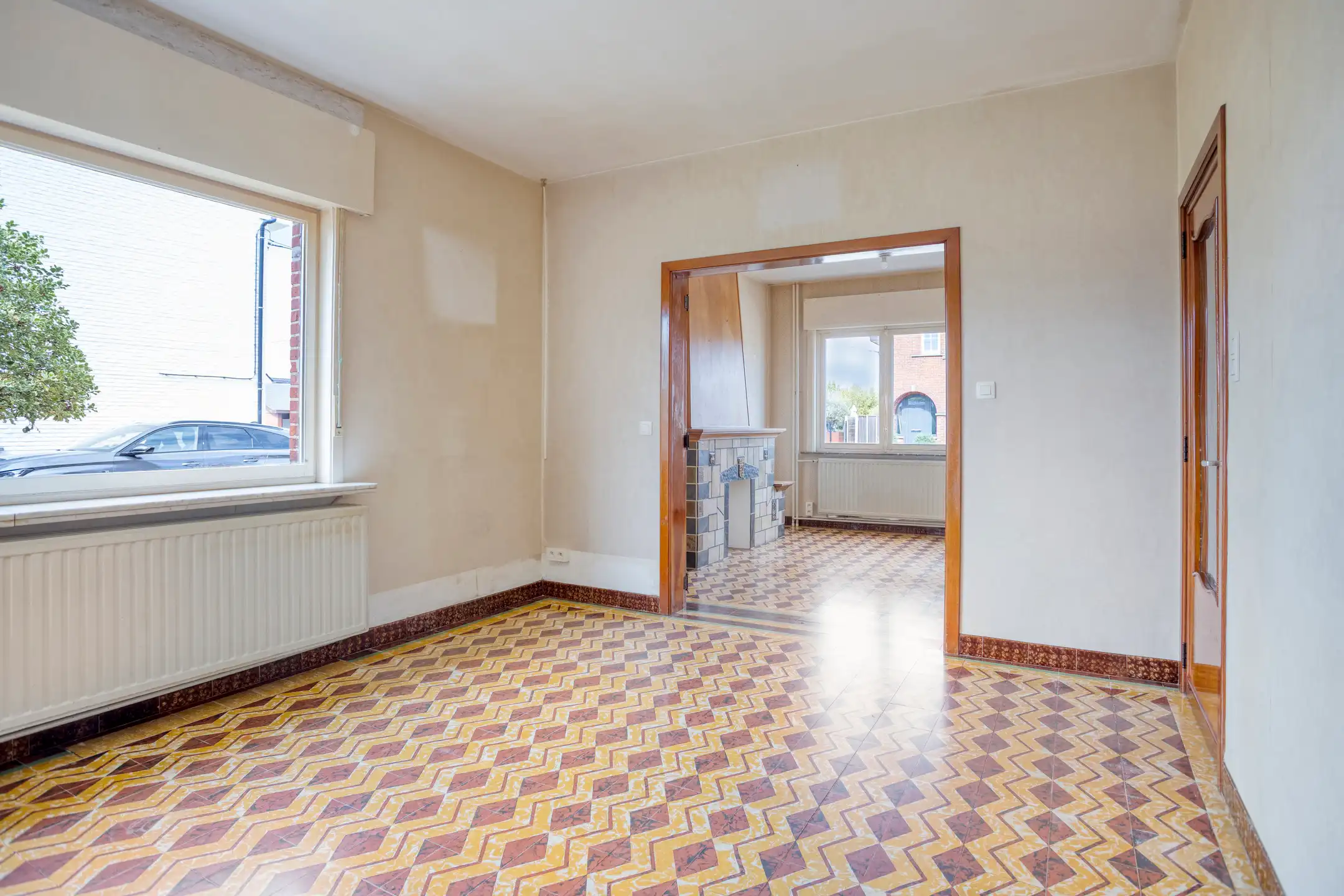 Goed gelegen woning met veel potentieel  foto 6