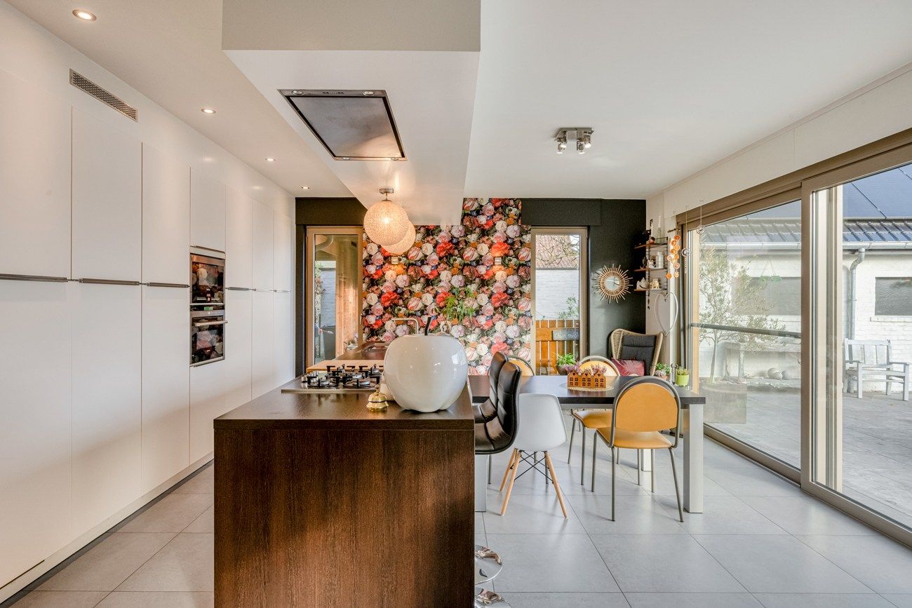 Instapklare open bebouwing met 4 slaapkamers en 2 badkamers foto 13