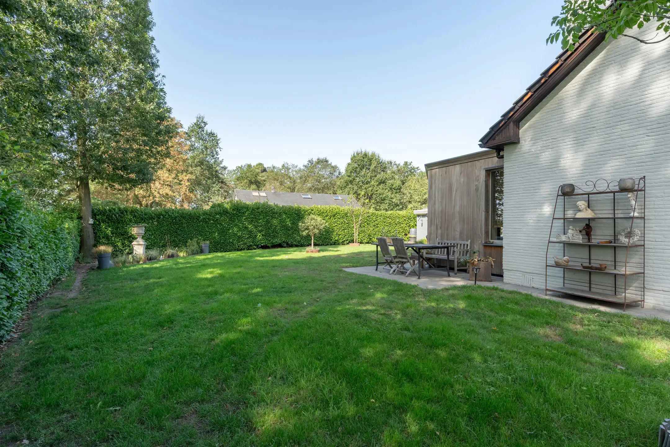 Stijlvolle gelijkvloersvilla met 3 slp op  1.443 m² (ZW) foto 26