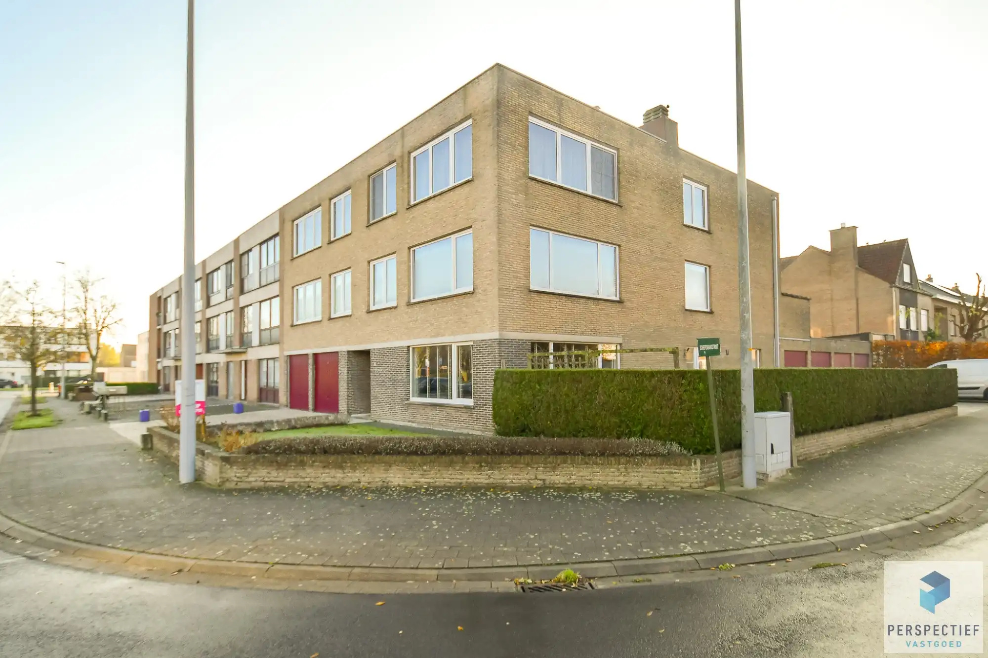 IN OPTIE - COMPROMIS IN OPMAAK | Groot gelijkvloers hoekappartement (136 m²) met 3 slaapkamers, tuin en 2 terrassen foto 15