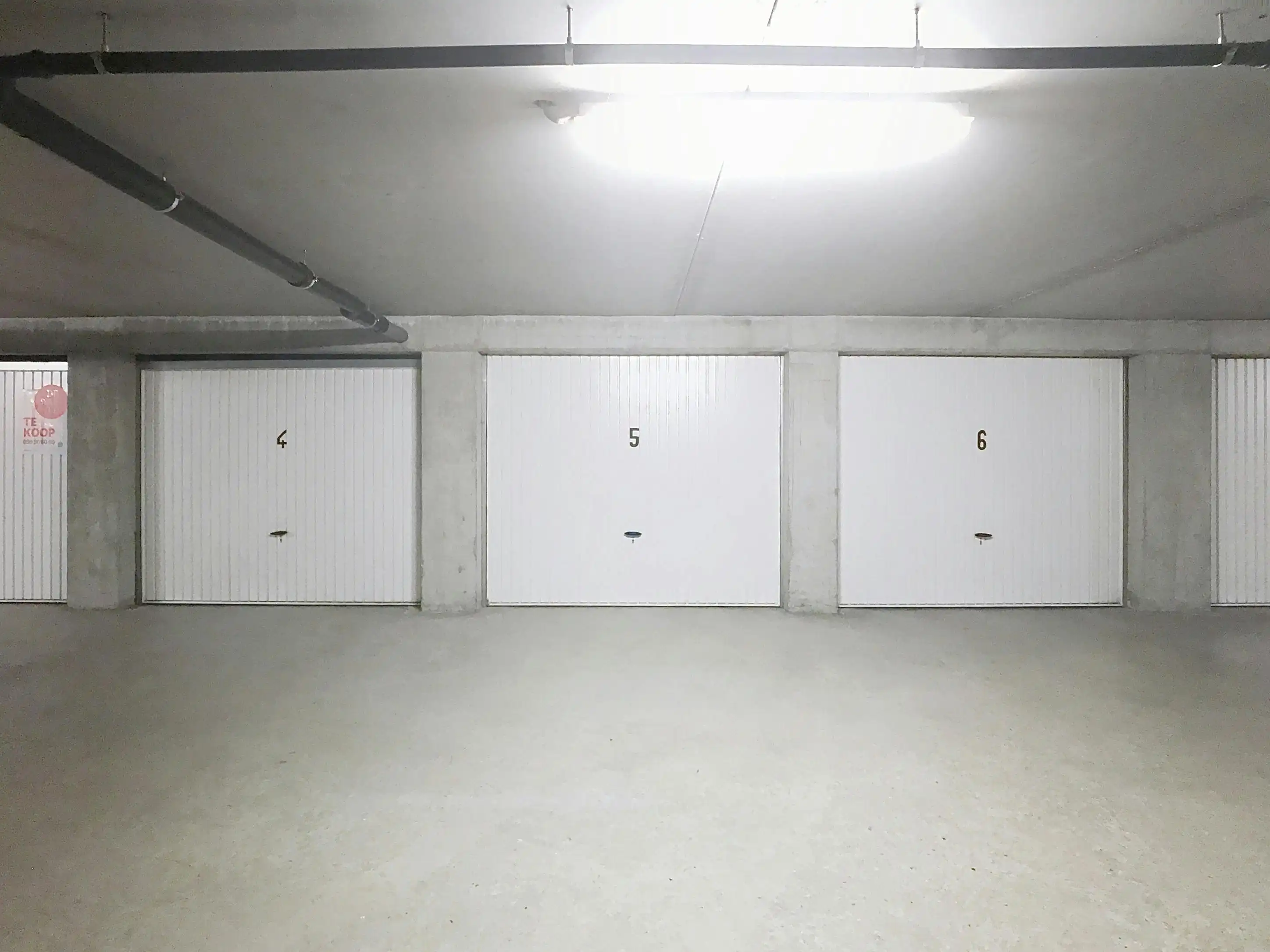 Goedgelegen garagebox te koop te Duinenweg in Middelkerke! foto 9