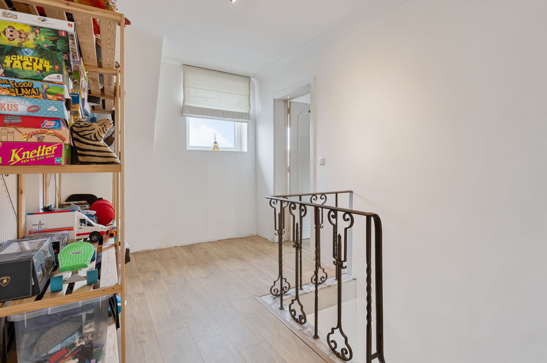 INSTAPKLARE GEZELLIGE GEZINWONING 3SLPKS, TUIN EN GARAGE! foto 14