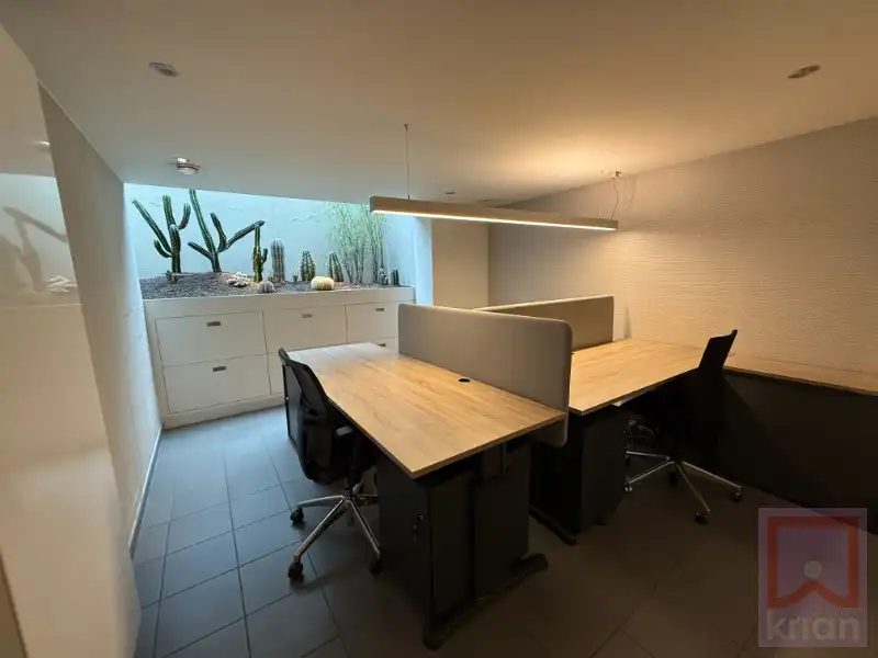 Stijlvol kantoor/handelspand op toplocatie centrum Geel met parking! foto 14