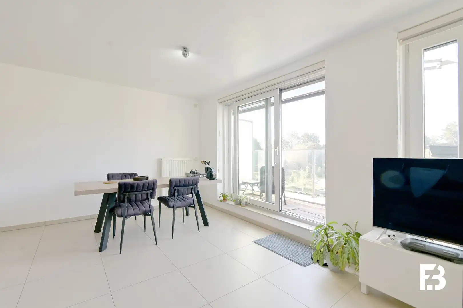 Ruime duplex met terras en vrij uitzicht in Zwijnaarde foto 7