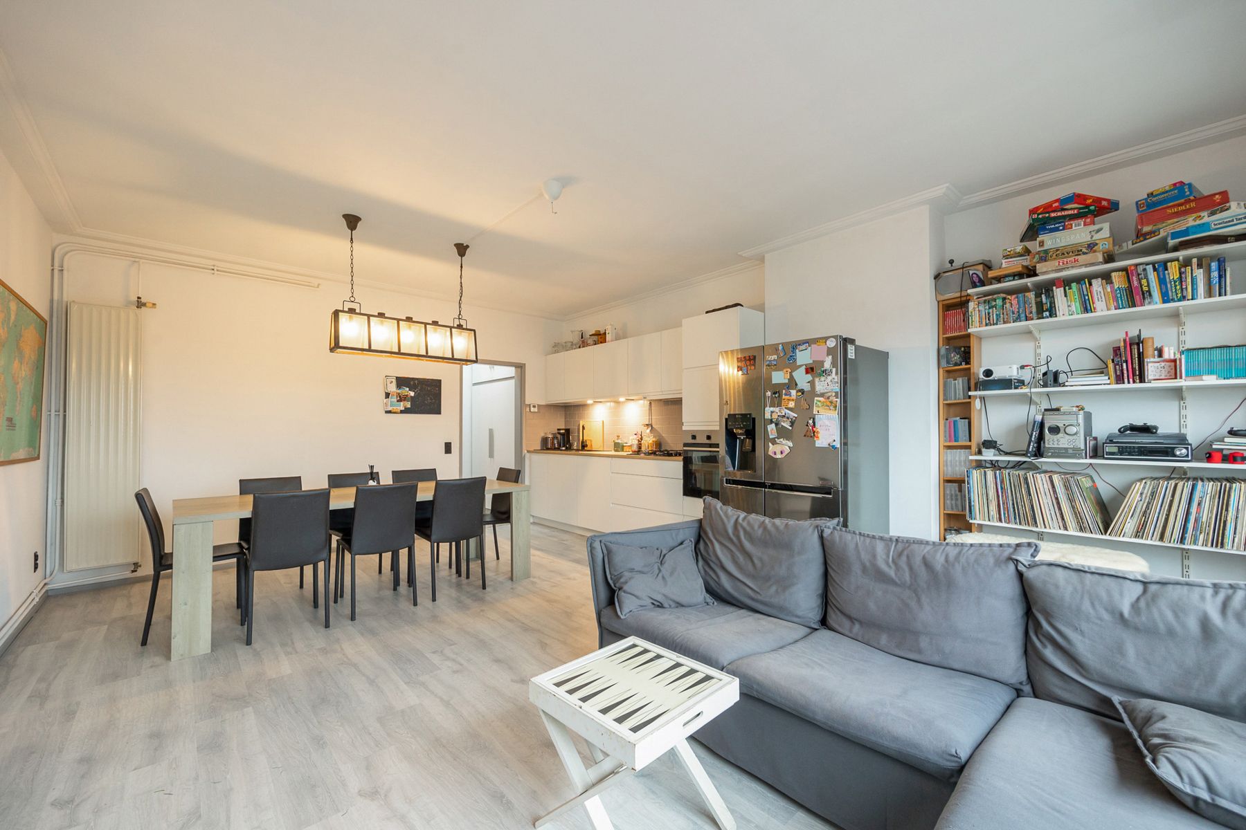 Centraal gelegen instapklaar appartement met 2 slaapkamers foto 3