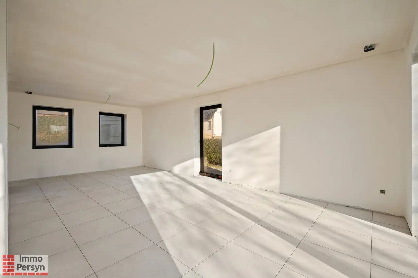 Prachtige nieuwbouw halfopen bebouwing in rustige straat foto 9